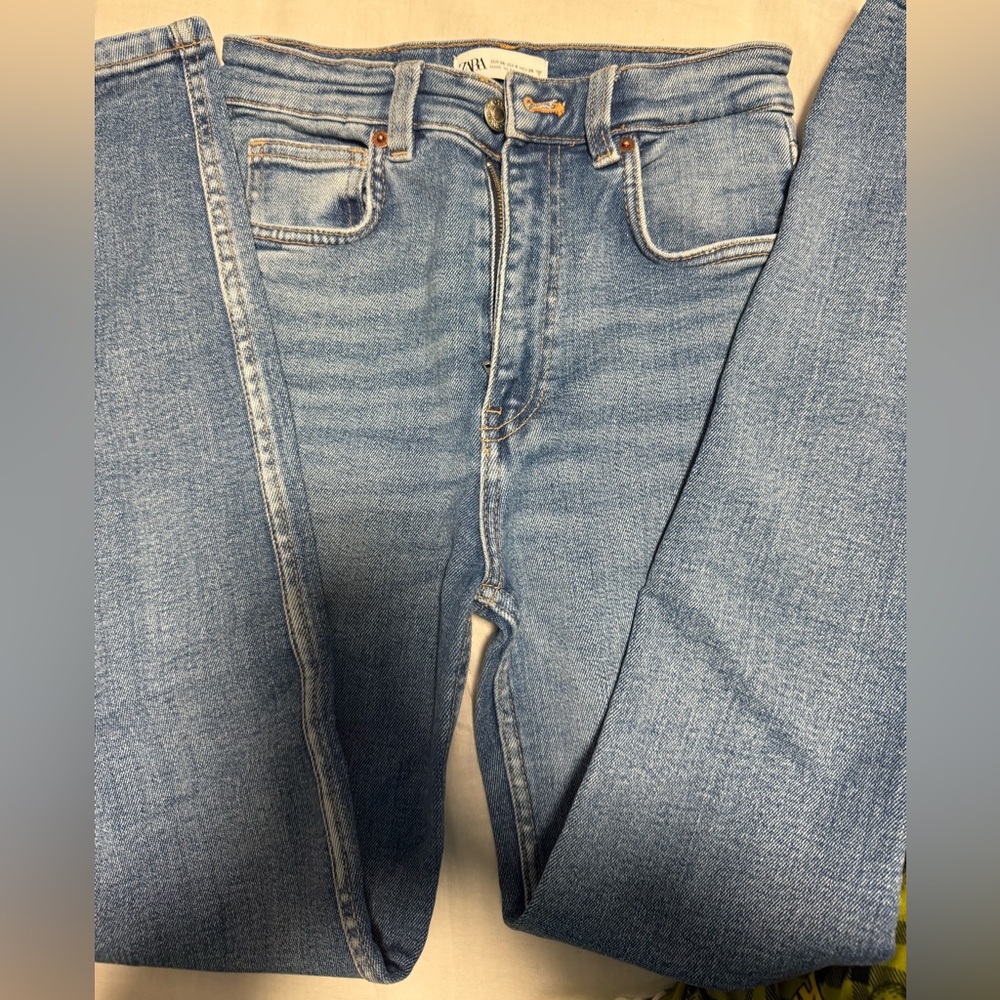 Zara High Rise Light Blue Skinny Jeans